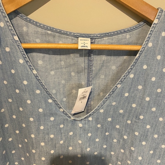 V-neck Button Back Shift Dress - Picture 3 of 4